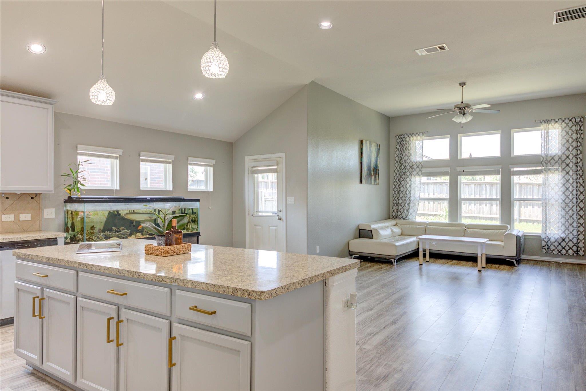 549 Pond View PASS