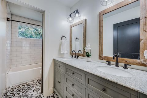 Tiny photo for 20008 Victoria Chase RD, Lago Vista, TX 78645 (MLS # 4483618)