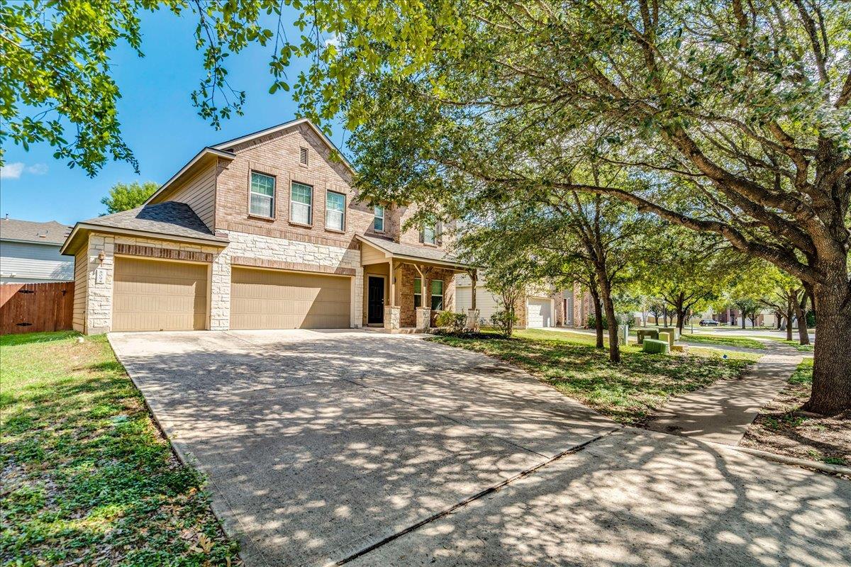 809 Hometown PKWY
