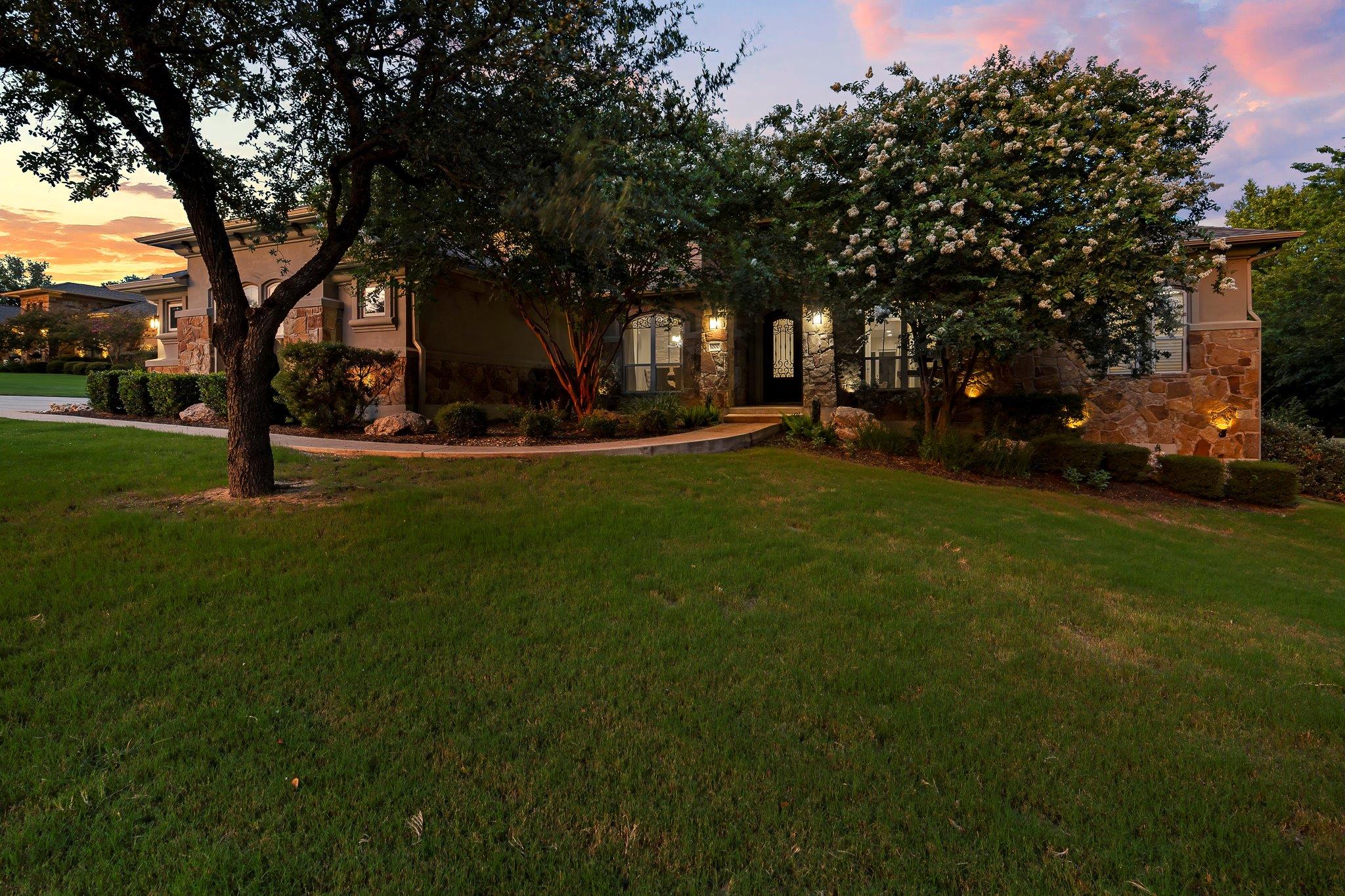 1000 Hidden Ridge CT