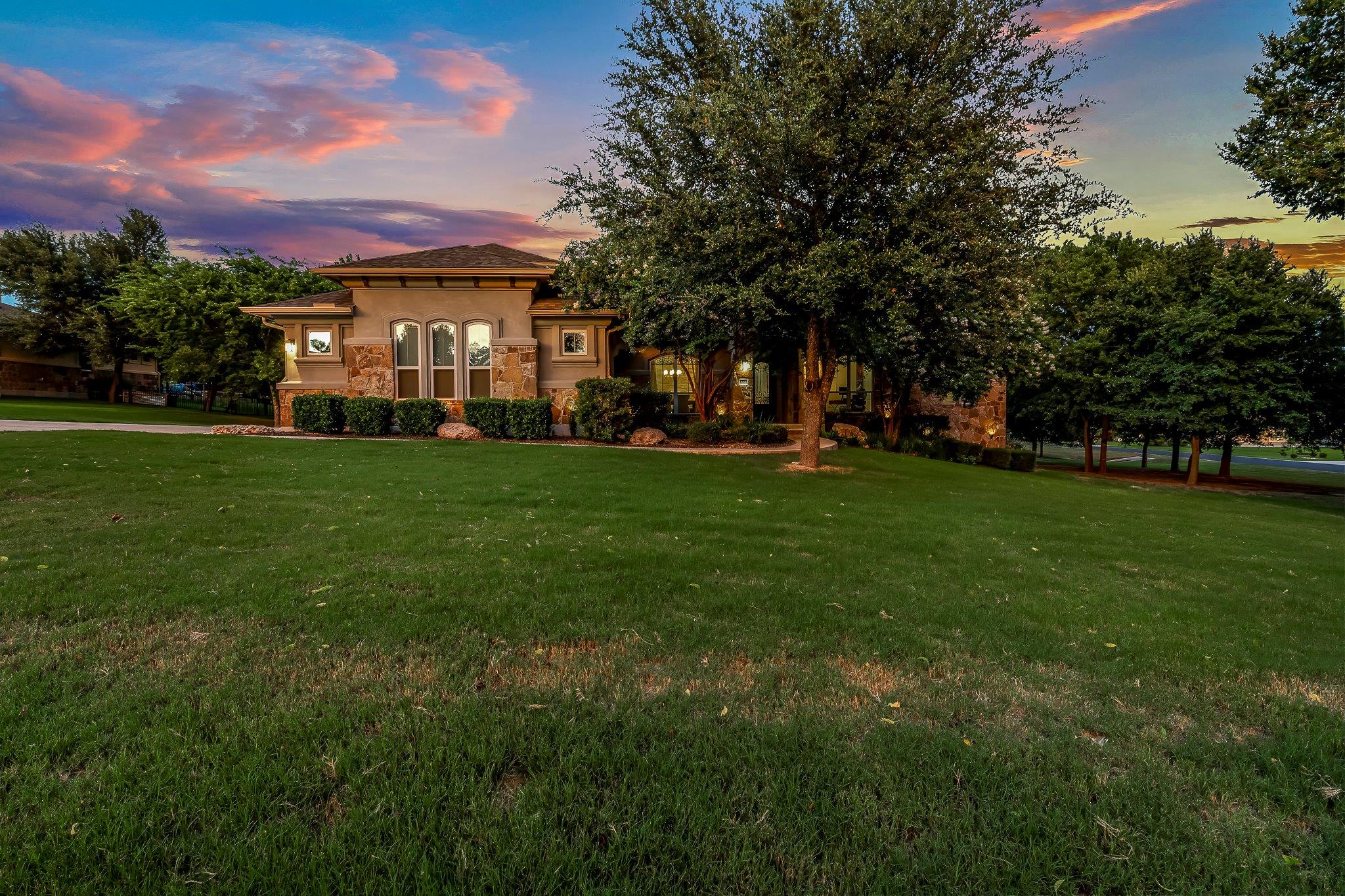 1000 Hidden Ridge CT