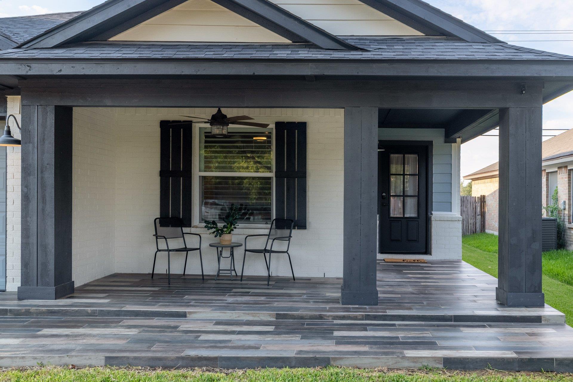 1807 Lloydminister WAY