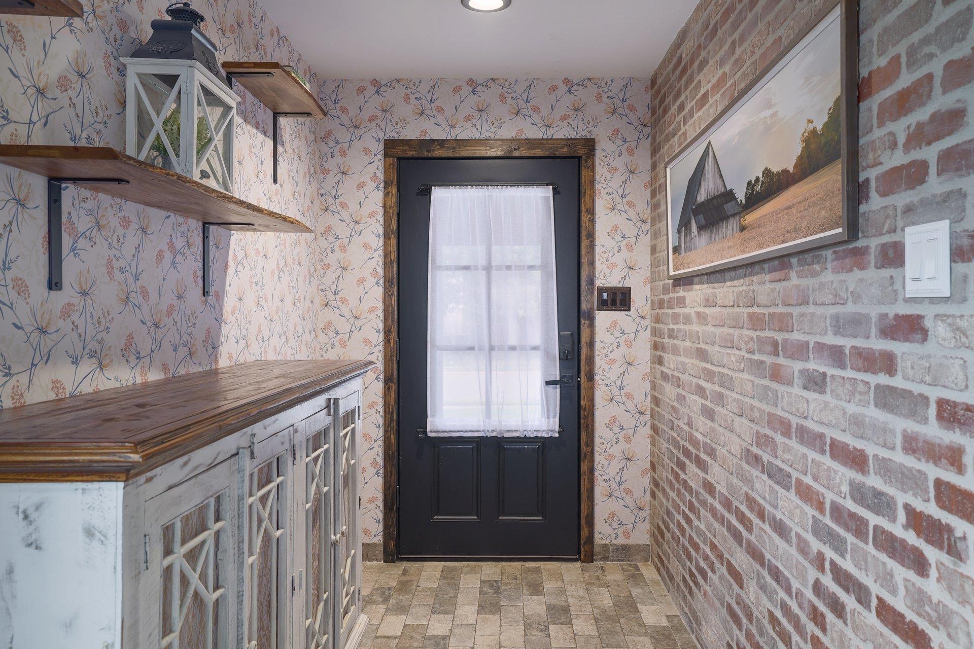 1807 Lloydminister WAY