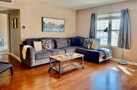 Photo of 910 Duncan LN #43, Austin, TX 78705 (MLS # 9990241) Photo of 910 Duncan LN #43, Austin, TX 78705 (MLS # 9990241)