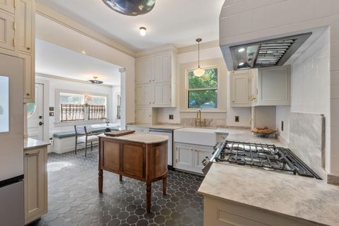 1250 S Main ST Georgetown TX 78626