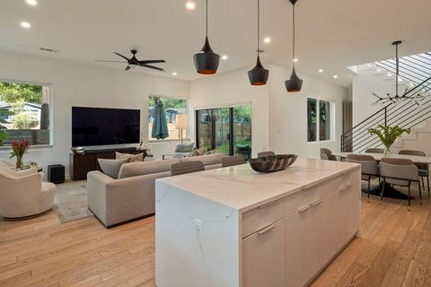Tiny photo for 910 Nalide ST #B, Austin, TX 78745 (MLS # 4427522)