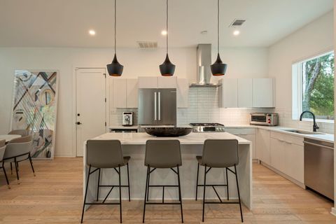 Tiny photo for 910 Nalide ST #B, Austin, TX 78745 (MLS # 4427522)