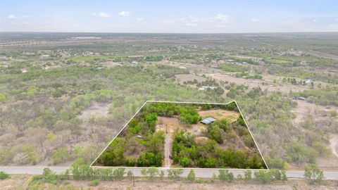 Photo of 9426 Bock RD, Buda, TX 78610 (MLS # 5386305)