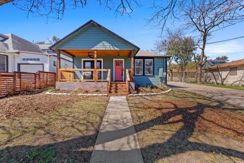 Photo of 2702 S 2nd ST #1 & 2, Austin, TX 78704 (MLS # 7018410)