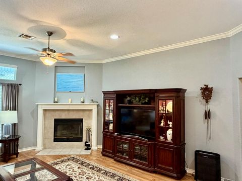 Photo of 127 River Park LN, Georgetown, TX 78626 (MLS # 9859110)