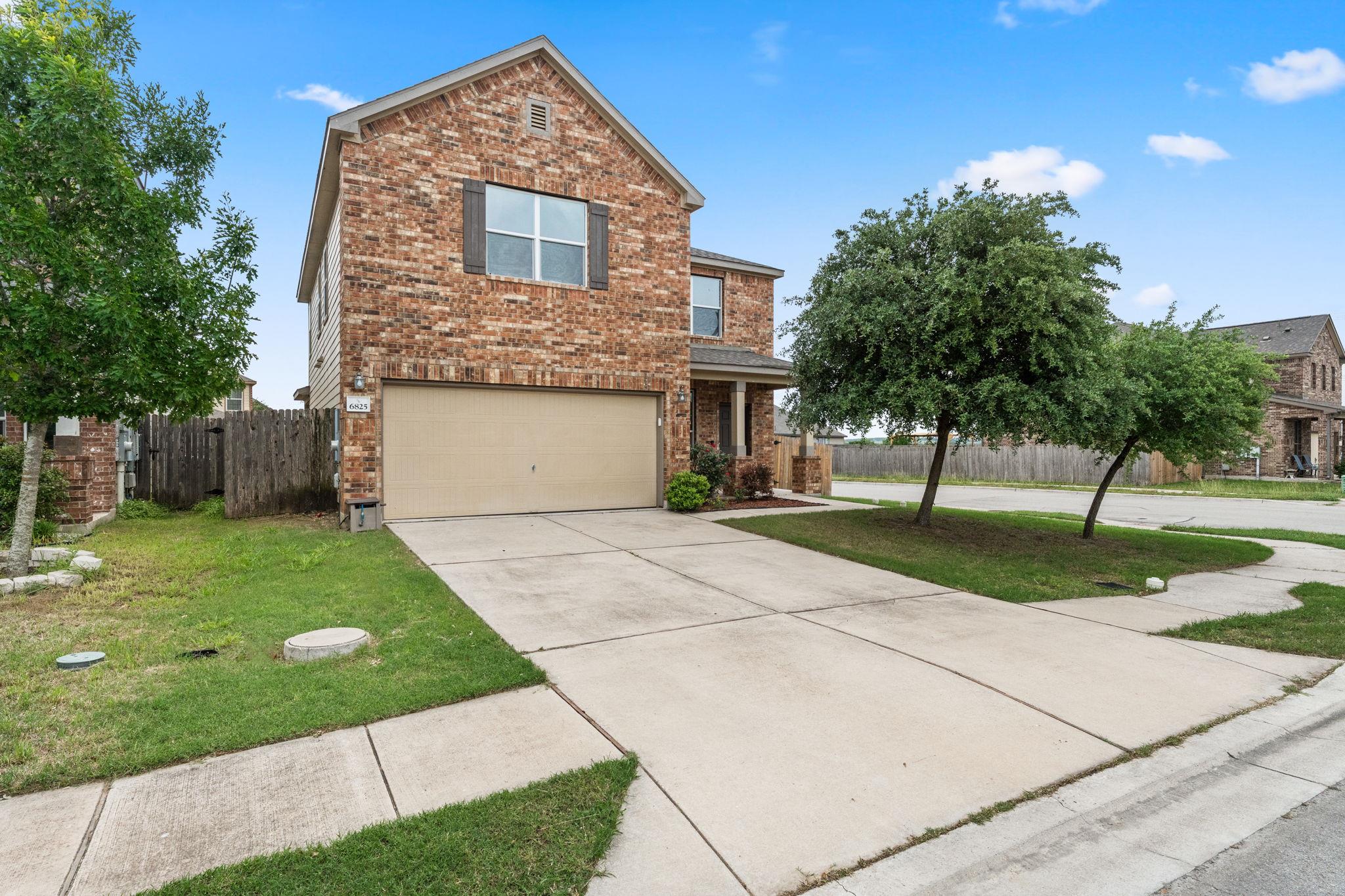 6825 Horseshoe Pond DR