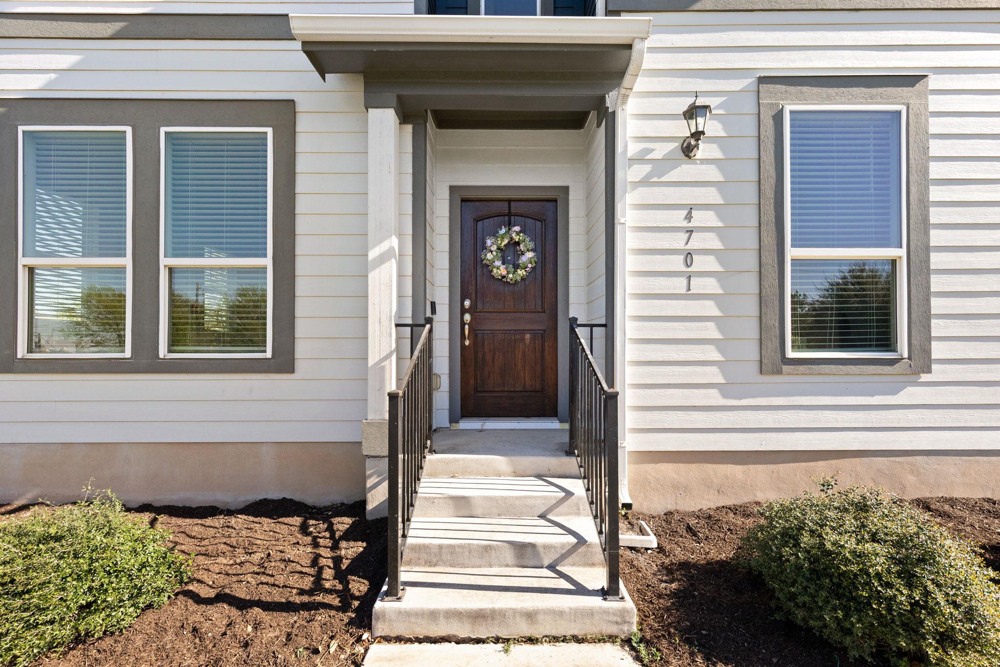 4701 Star Jasmine DR 105