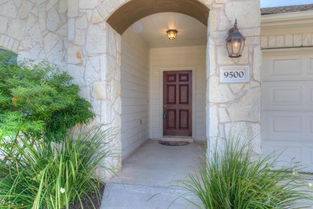 9500 Castle Pines DR