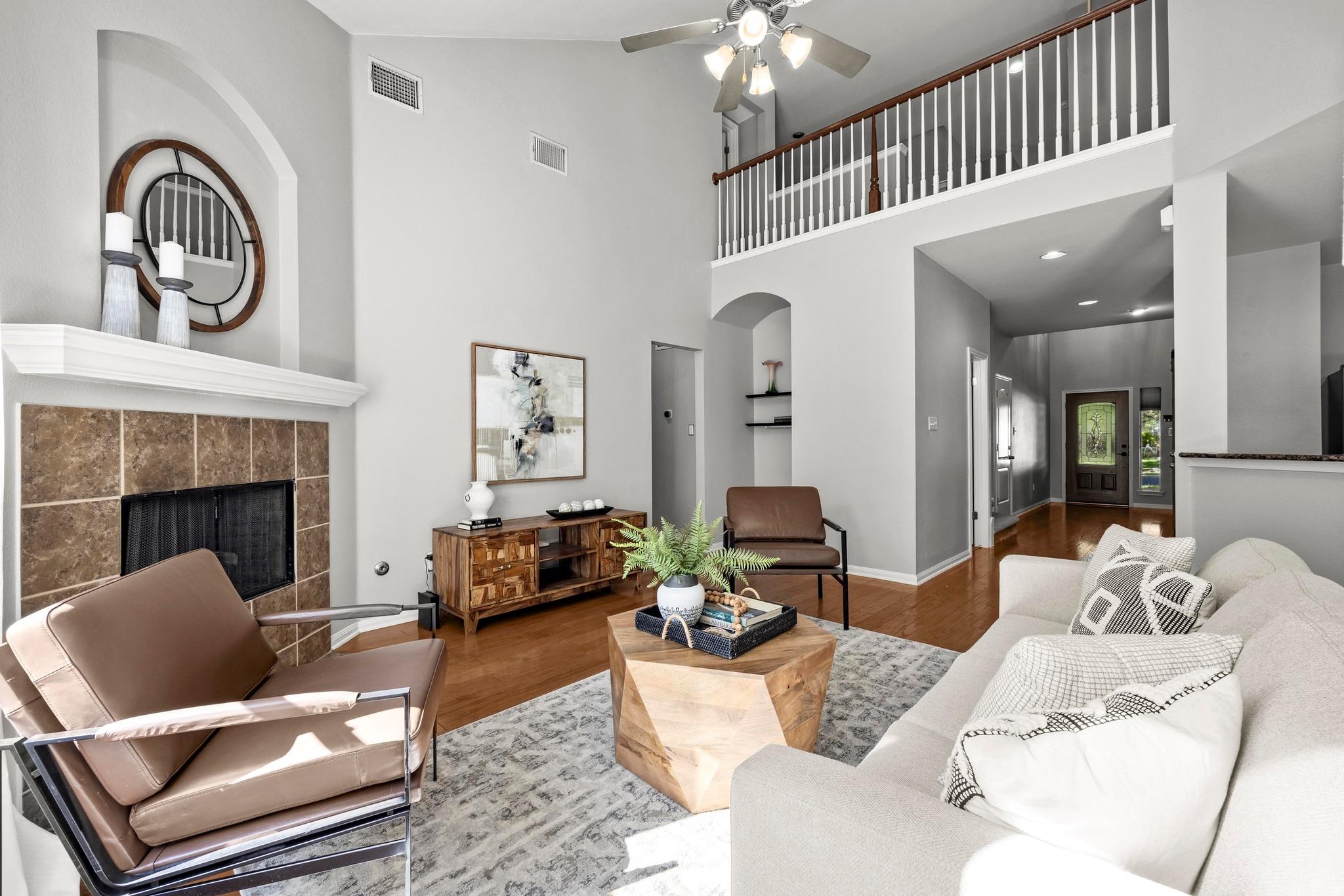 426 Valona LOOP