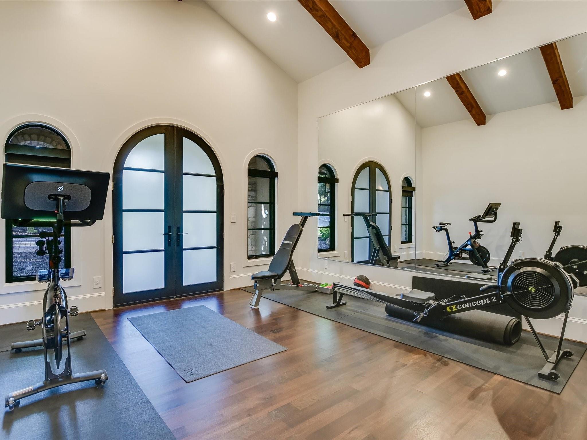 Austin, Texas 78735, United States, 5 Bedrooms Bedrooms, ,6 BathroomsBathrooms,Residential,Pending,52480