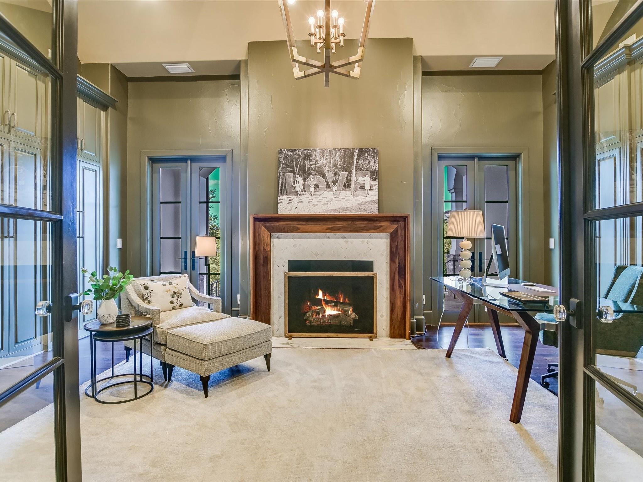 Austin, Texas 78735, United States, 5 Bedrooms Bedrooms, ,6 BathroomsBathrooms,Residential,Pending,52480