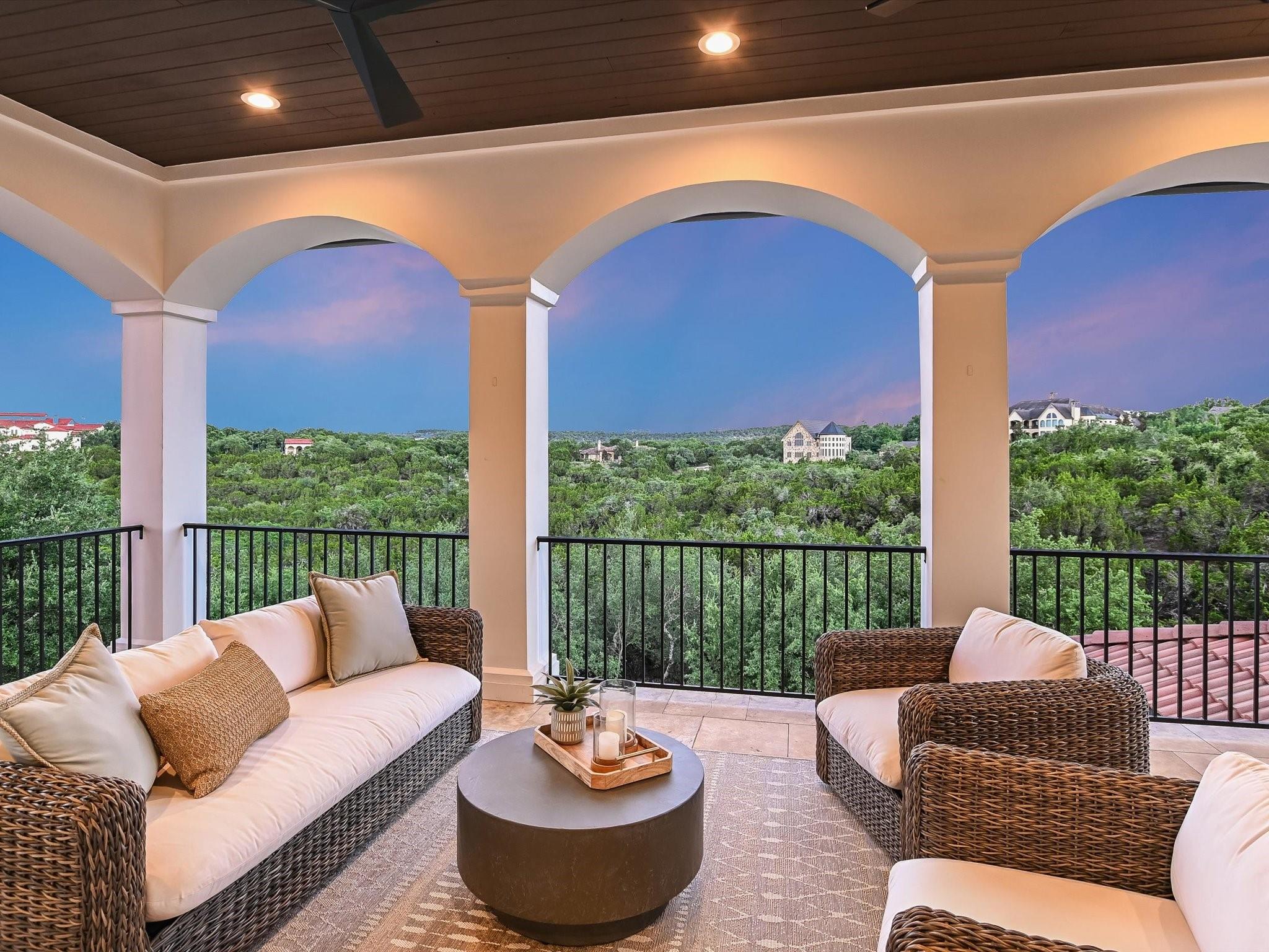 Austin, Texas 78735, United States, 5 Bedrooms Bedrooms, ,6 BathroomsBathrooms,Residential,Pending,52480