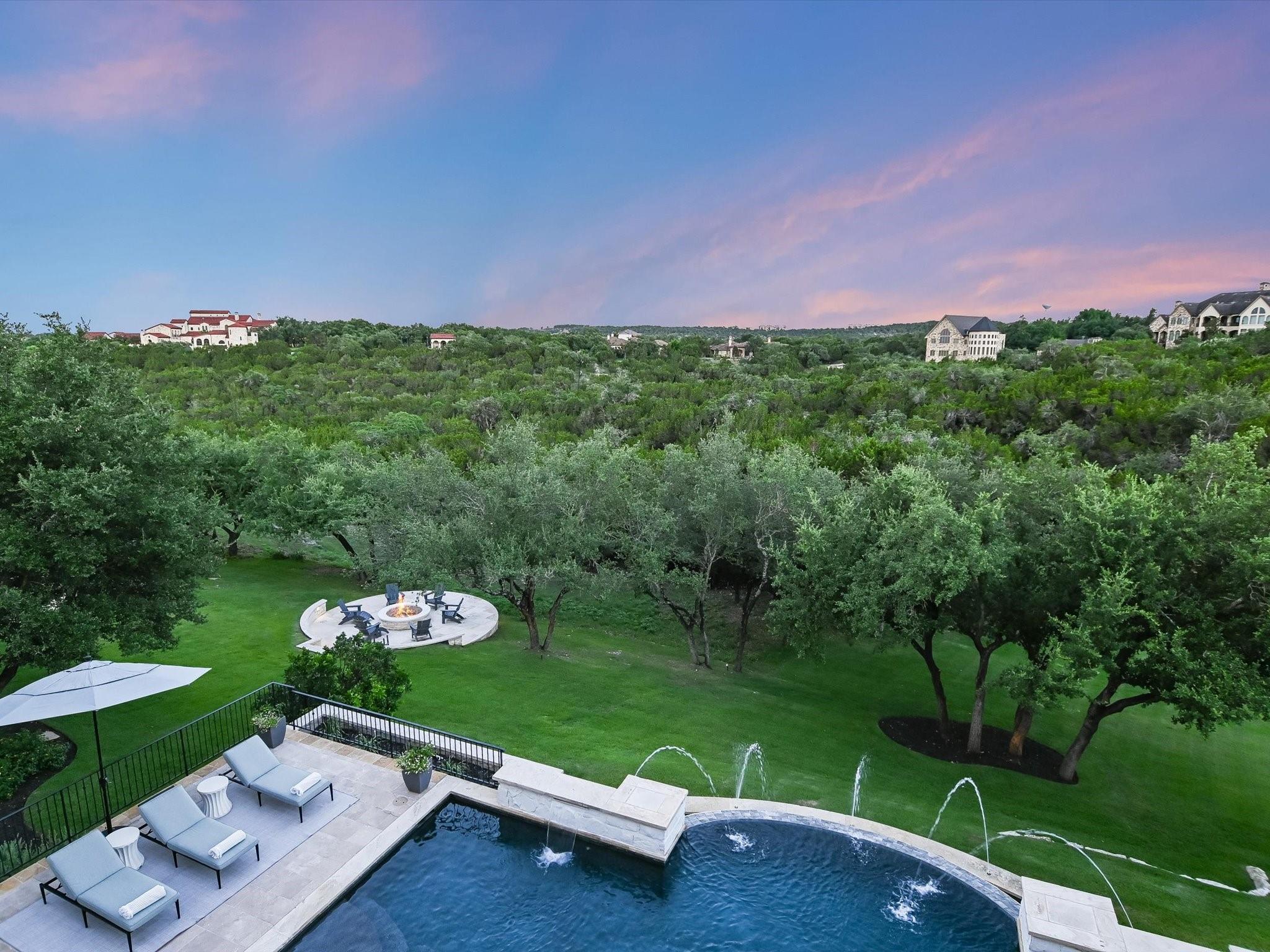 Austin, Texas 78735, United States, 5 Bedrooms Bedrooms, ,6 BathroomsBathrooms,Residential,Pending,52480