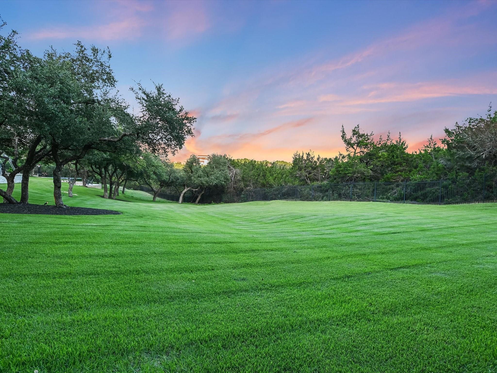 Austin, Texas 78735, United States, 5 Bedrooms Bedrooms, ,6 BathroomsBathrooms,Residential,Pending,52480