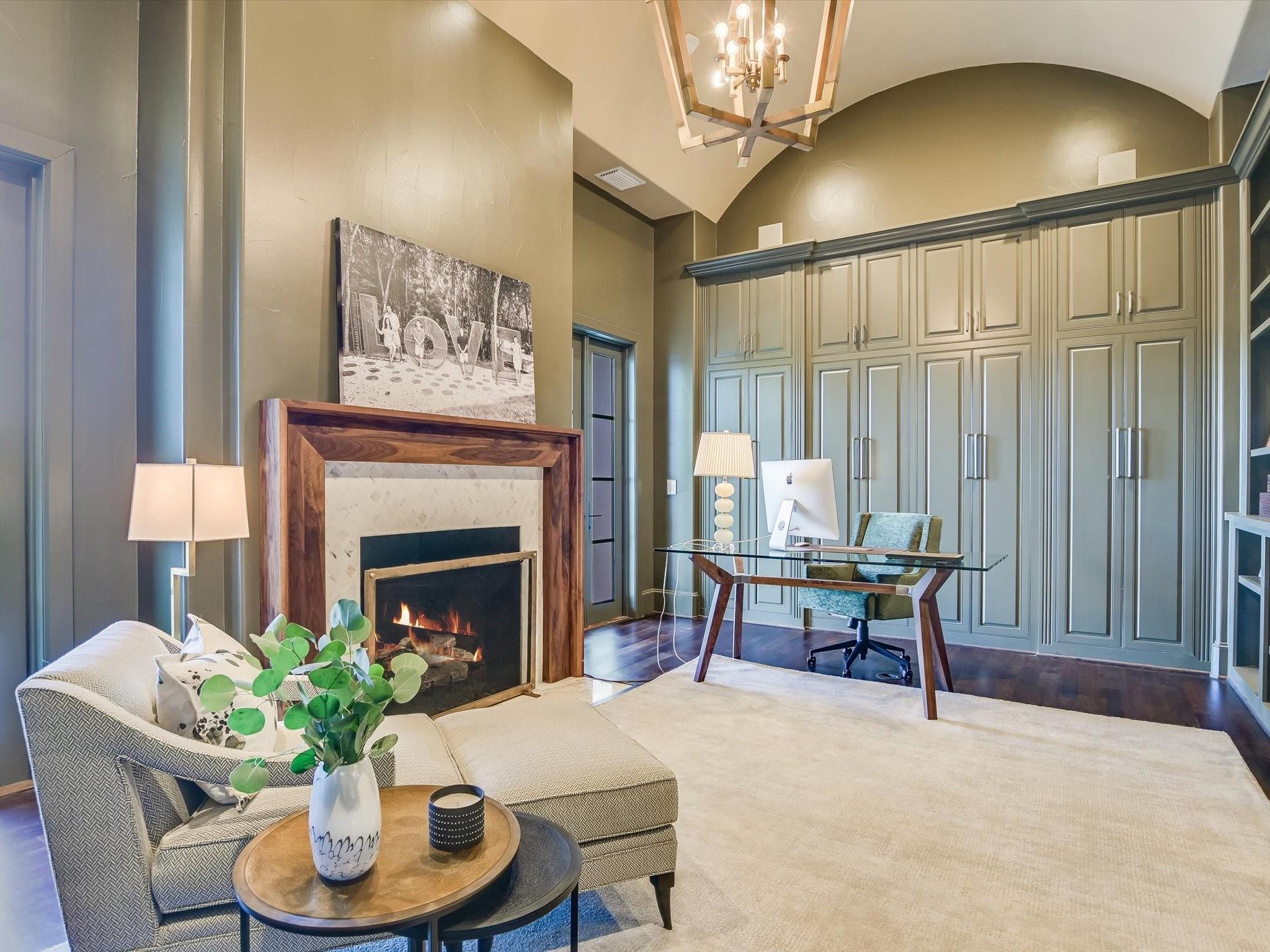 Austin, Texas 78735, United States, 5 Bedrooms Bedrooms, ,6 BathroomsBathrooms,Residential,Pending,52480