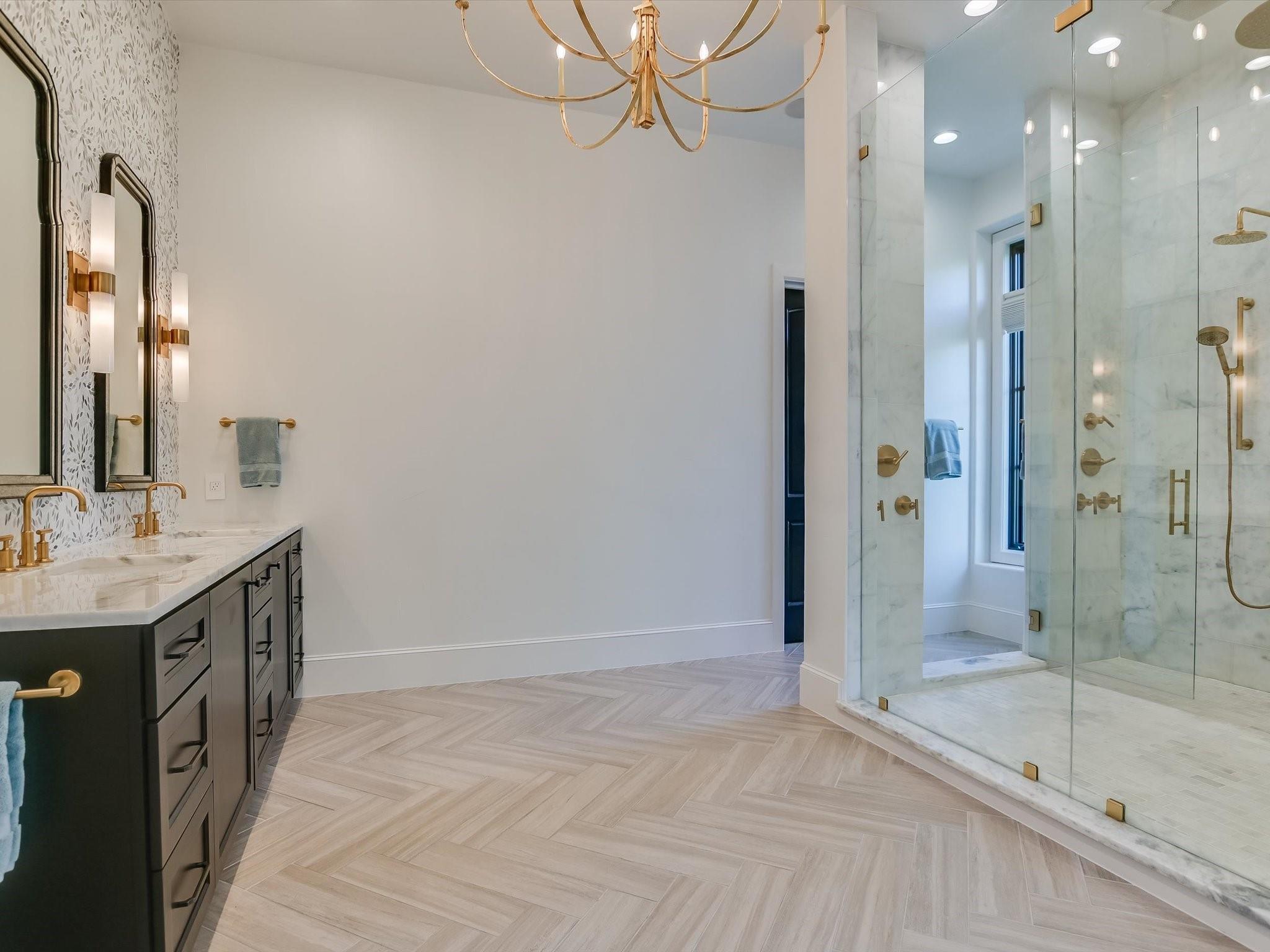 Austin, Texas 78735, United States, 5 Bedrooms Bedrooms, ,6 BathroomsBathrooms,Residential,Pending,52480