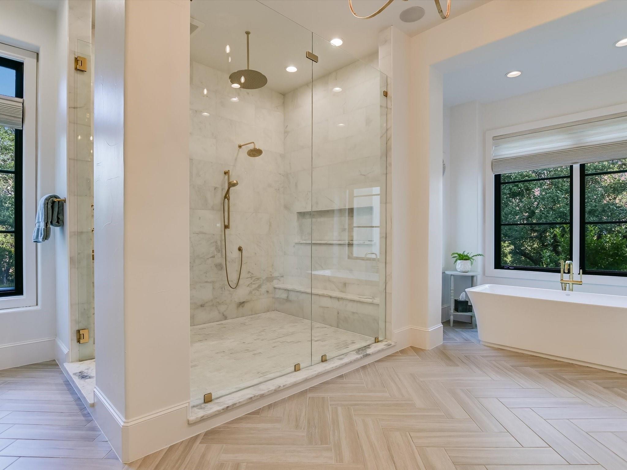 Austin, Texas 78735, United States, 5 Bedrooms Bedrooms, ,6 BathroomsBathrooms,Residential,Pending,52480
