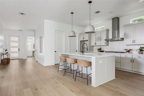 1809 Pasadena DR Austin TX 78757