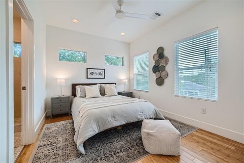 Tiny photo for 6002 Camino Real RD, Austin, TX 78757 (MLS # 9926860)