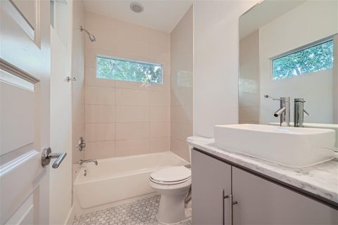Tiny photo for 6002 Camino Real RD, Austin, TX 78757 (MLS # 9926860)