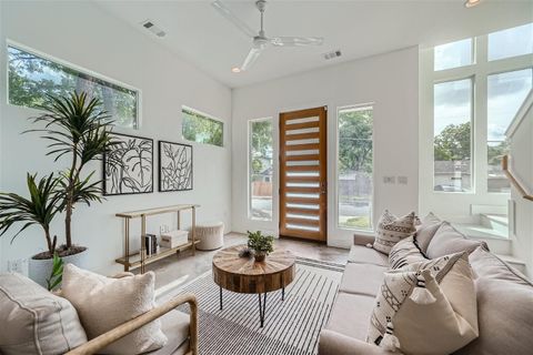 Tiny photo for 6002 Camino Real RD, Austin, TX 78757 (MLS # 9926860)