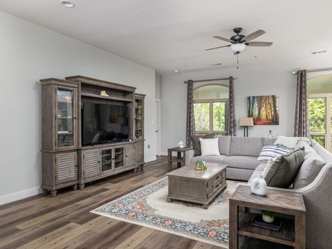 Tiny photo for 4001 Crockett Ave, Lago Vista, TX 78645 (MLS # 8782064)