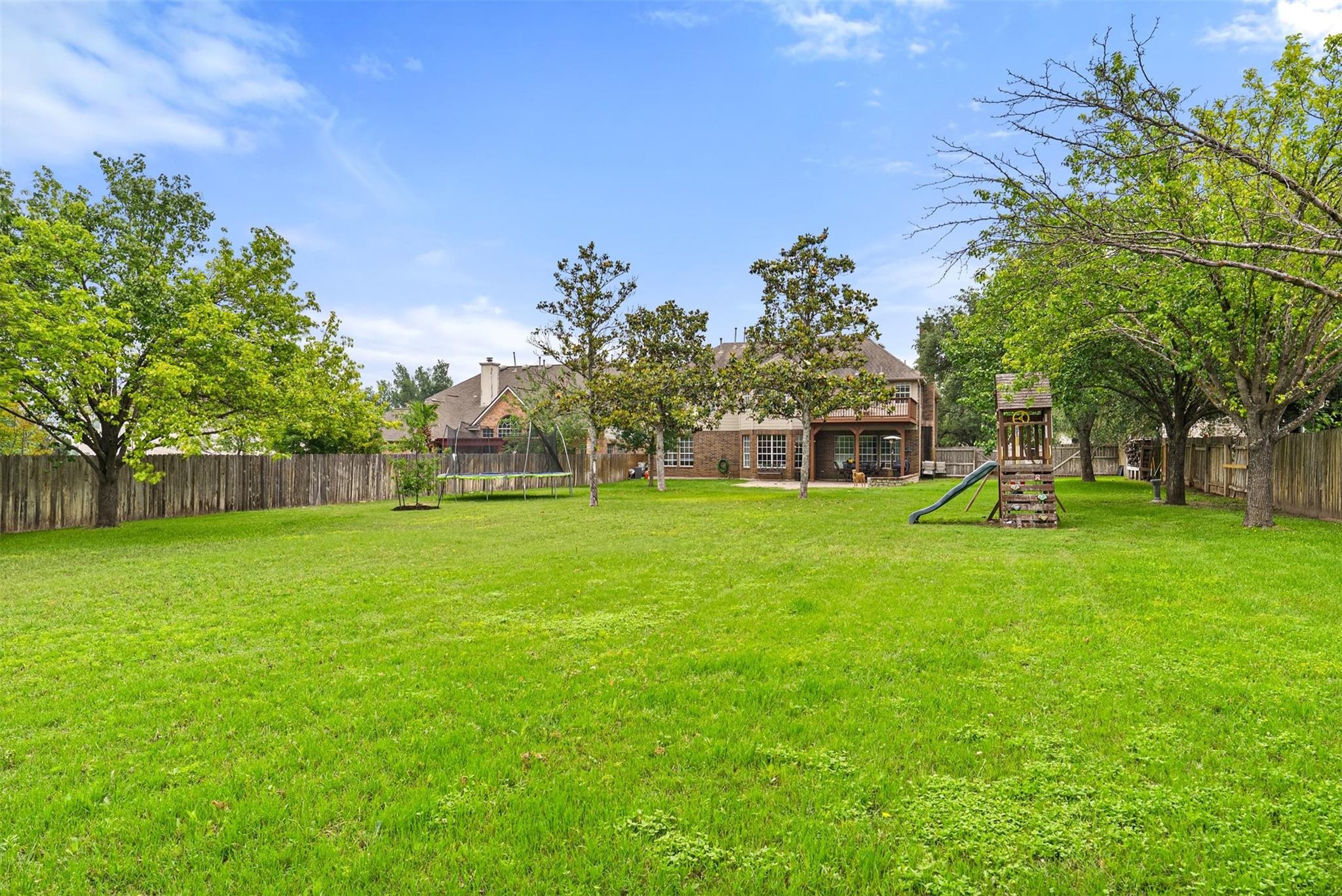 3814 Forest Creek DR