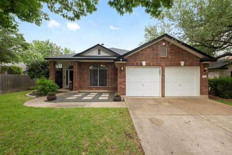 Photo of 9508 Zuniga DR, Austin, TX 78749 (MLS # 2219402)