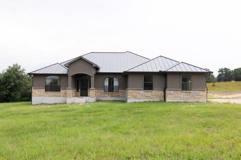 Photo of 111 Powder RDG, Luling, TX 78648 (MLS # 7835131)