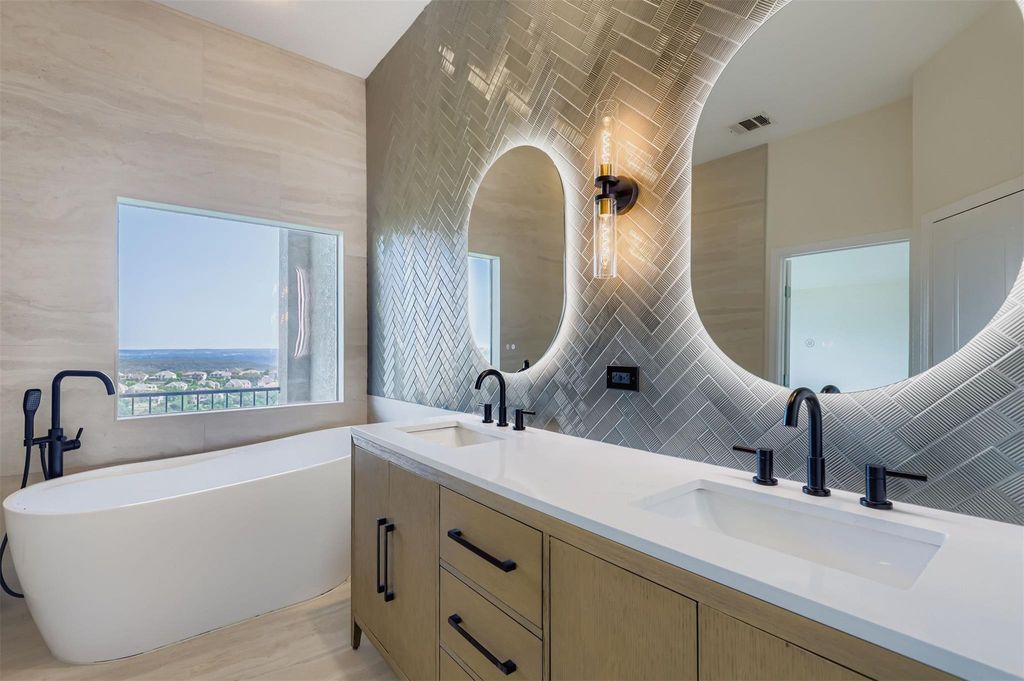 Photo for 234 Aria RDG #234, Austin, TX 78738 (MLS # 8985844)