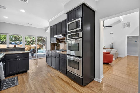 Tiny photo for 7807 Chimney CORS, Austin, TX 78731 (MLS # 8046068)