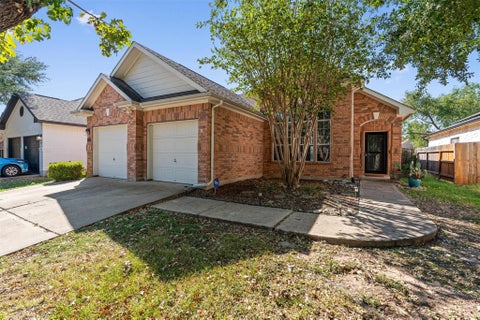 Photo of 13424 Breezy Meadow LN, Manor, TX 78653 (MLS # 2864625)