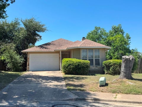 Photo of 16719 Whitebrush LOOP, Austin, TX 78717 (MLS # 9248477)