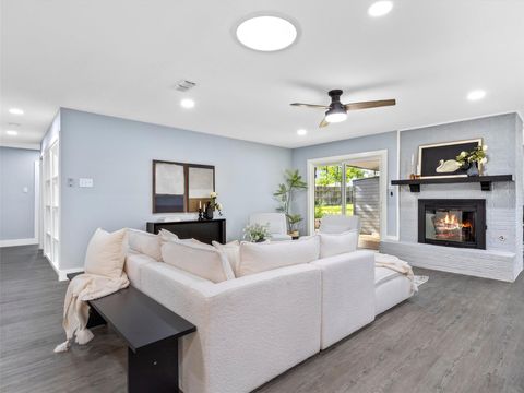 Tiny photo for 1310 Cardinal Hill DR, Austin, TX 78758 (MLS # 7117486)