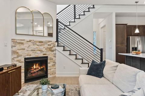 Tiny photo for 201 Beneteau DR, Austin, TX 78738 (MLS # 5203024)