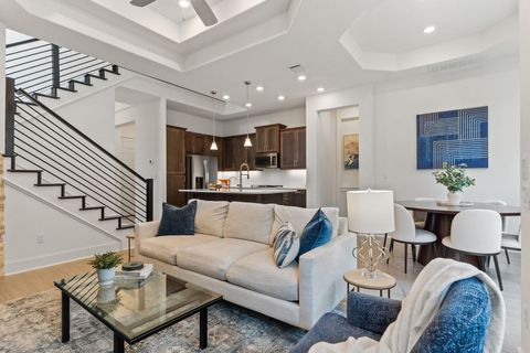 Photo of 201 Beneteau DR, Austin, TX 78738 (MLS # 5203024)