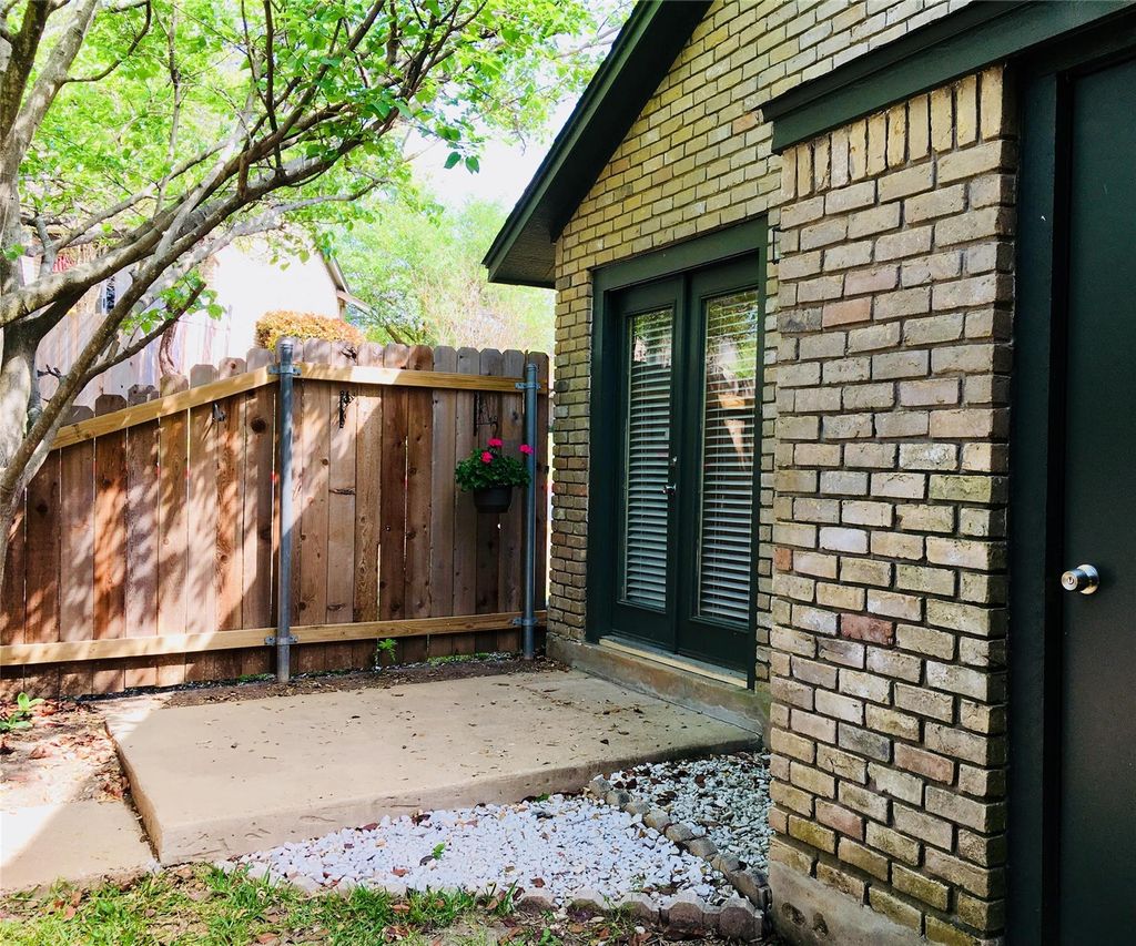 listing image 26