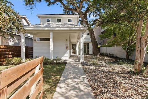 Photo of 610 W 33rd ST, Austin, TX 78705 (MLS # 9874996)