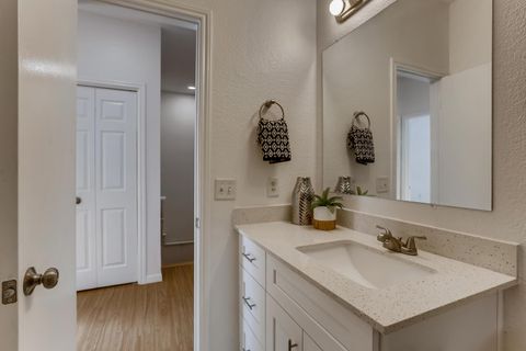 Tiny photo for 1206 Maple Ave #A/B, Austin, TX 78702 (MLS # 9189337)
