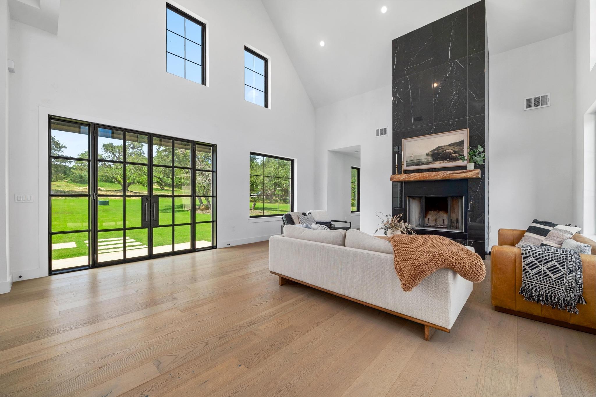 14302 Fallen Timber DR