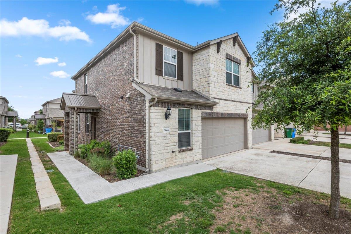 602 Caterpillar LN A