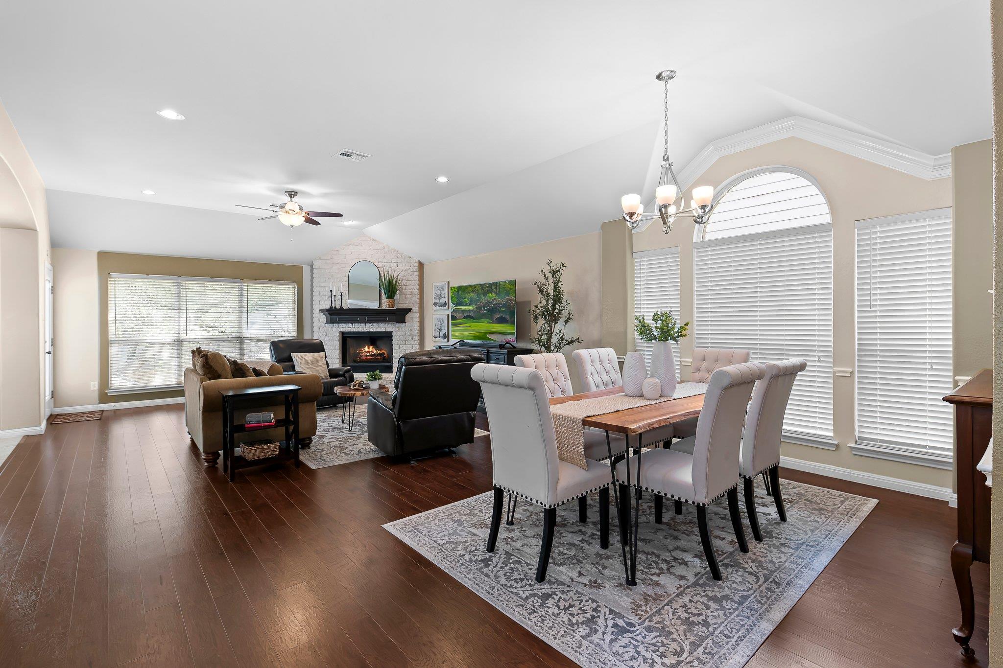 3712 Cerulean WAY