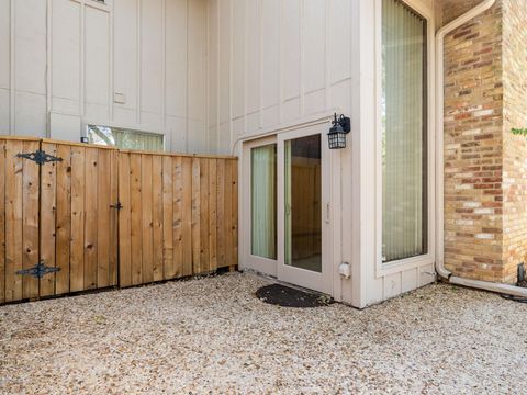 Tiny photo for 8216 Summer Side DR, Austin, TX 78759 (MLS # 1308187)