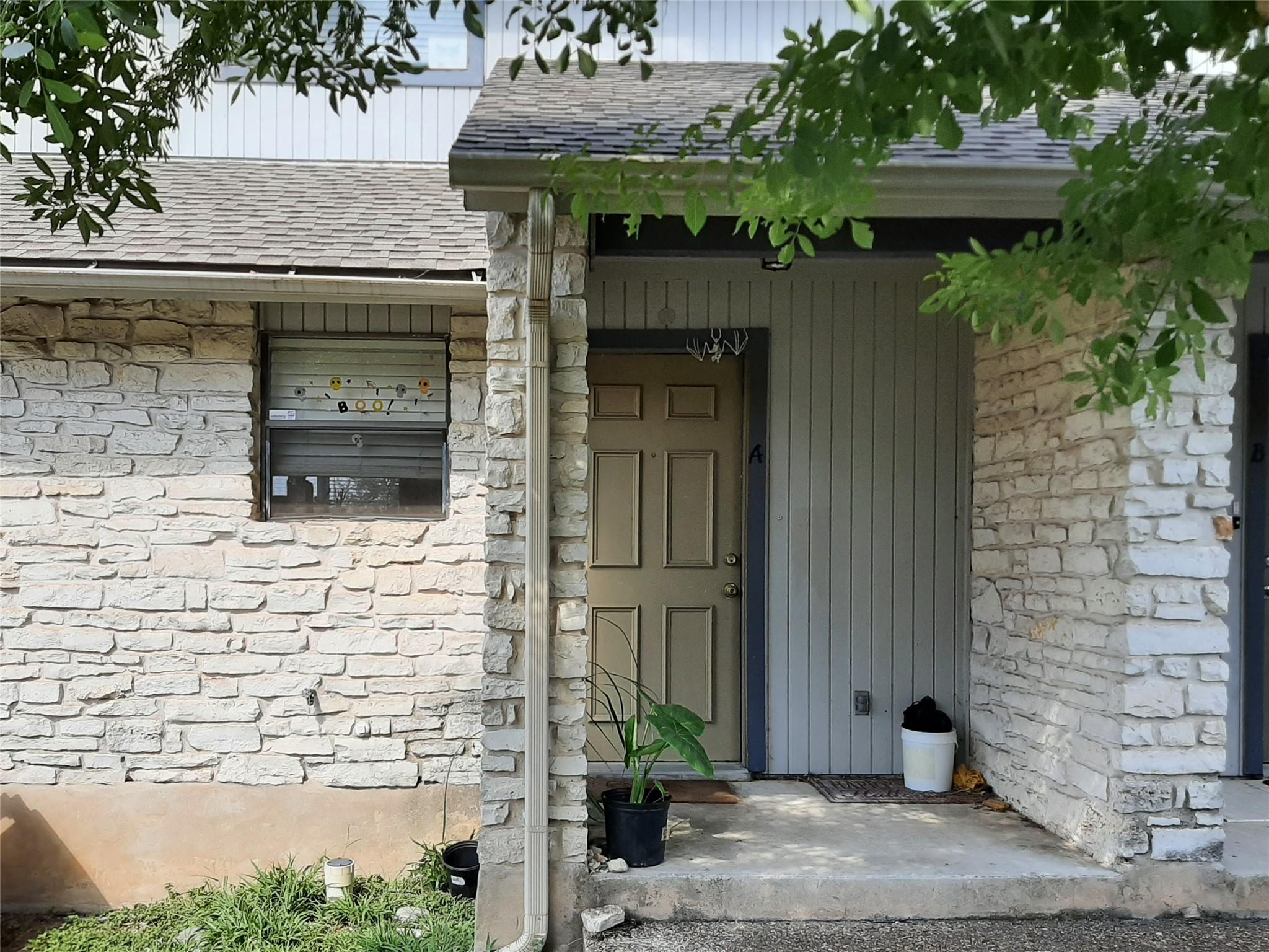 View Austin, TX 78731 multi-family property