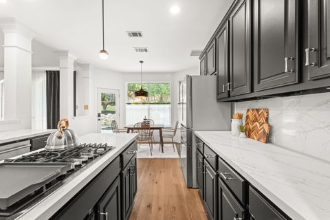Tiny photo for 13300 Country Lake DR, Austin, TX 78732 (MLS # 2731308)